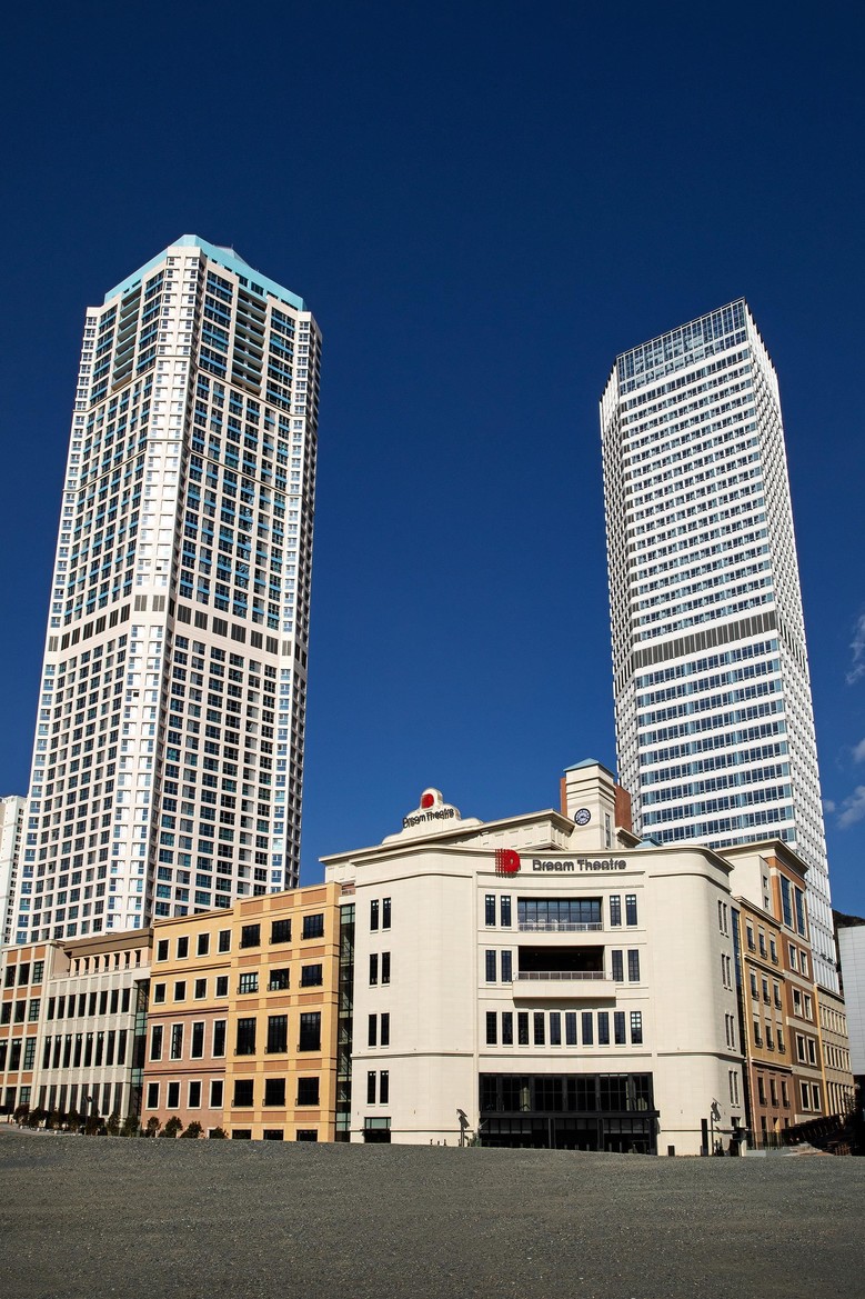 부산시, BIFC 63층에 디지털.해...